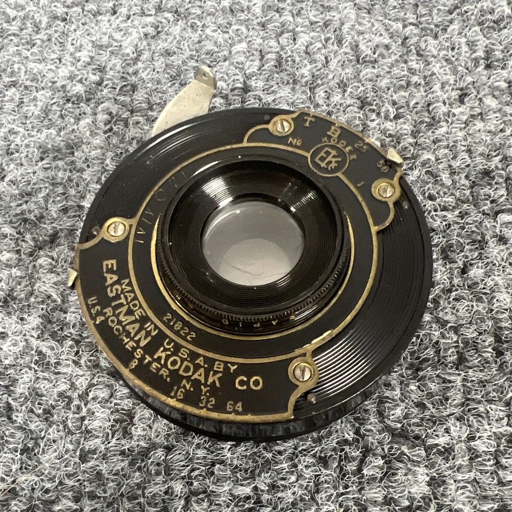 Kodak Kodar f=7.9 \ 131mm Lens in Kodex Shutter